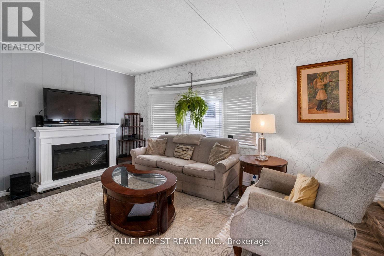 88 - 3100 Dorchester Road, Thames Centre, Ontario  N0L 1G5 - Photo 8 - X12668320