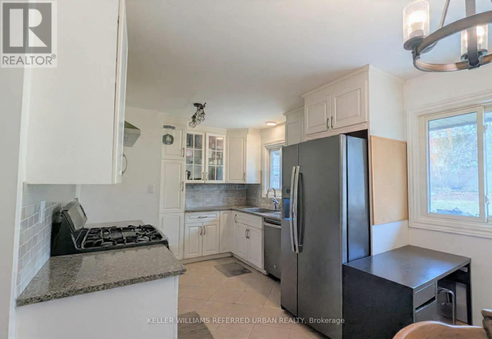 4470 Pinedale Drive, Niagara Falls, Ontario  L2E 6M5 - Photo 7 - X12834888