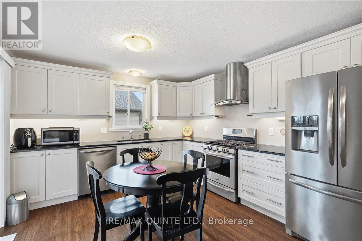 139 Greenhill Lane, Belleville, Ontario  K8N 0C7 - Photo 10 - X12911494