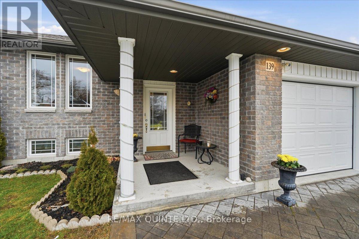 139 Greenhill Lane, Belleville, Ontario  K8N 0C7 - Photo 4 - X12911494