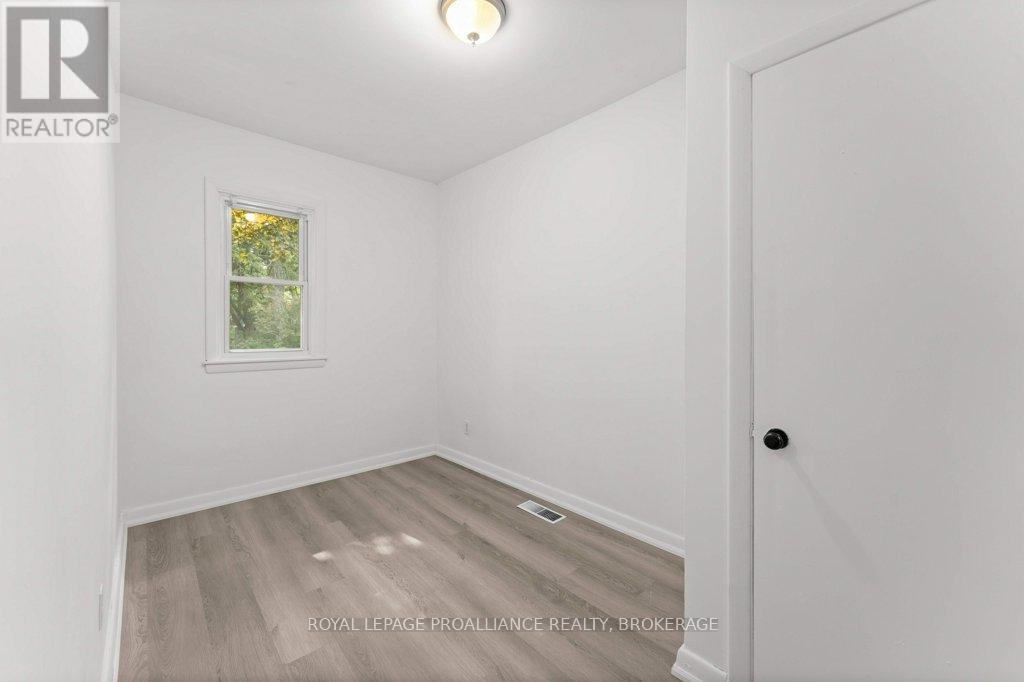 468-470 Victoria Street, Kingston, Ontario  K7L 3Z7 - Photo 20 - X12911604