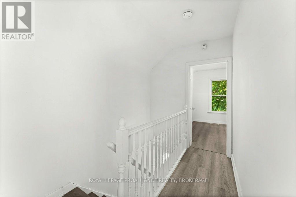 468-470 Victoria Street, Kingston, Ontario  K7L 3Z7 - Photo 22 - X12911604