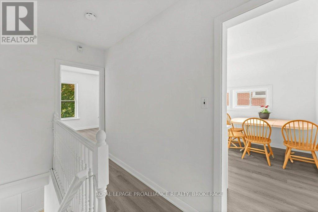 468-470 Victoria Street, Kingston, Ontario  K7L 3Z7 - Photo 23 - X12911604