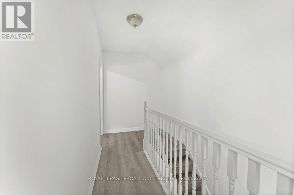 468-470 Victoria Street, Kingston, Ontario  K7L 3Z7 - Photo 24 - X12911604