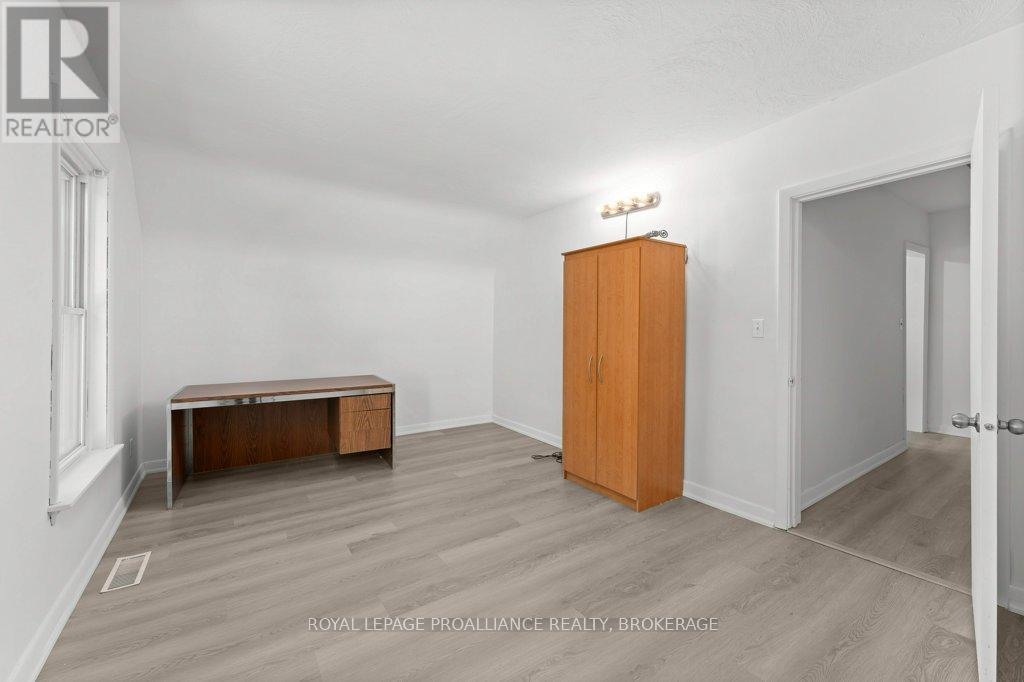 468-470 Victoria Street, Kingston, Ontario  K7L 3Z7 - Photo 25 - X12911604