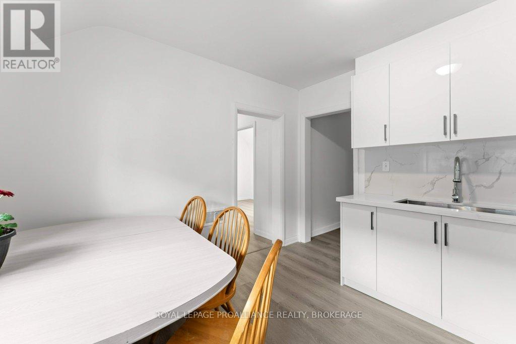 468-470 Victoria Street, Kingston, Ontario  K7L 3Z7 - Photo 29 - X12911604