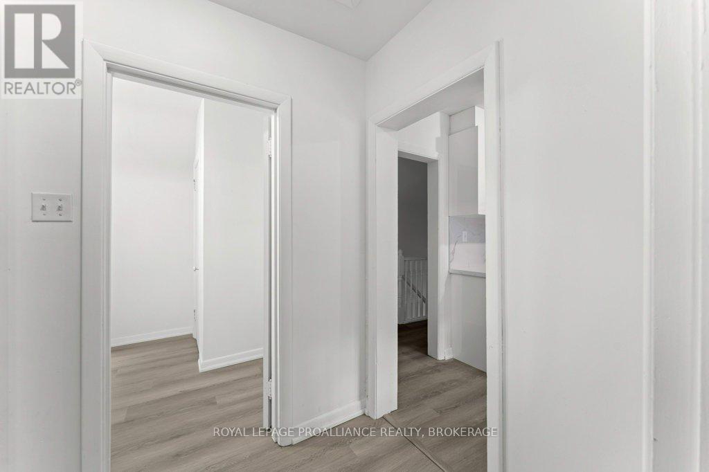 468-470 Victoria Street, Kingston, Ontario  K7L 3Z7 - Photo 38 - X12911604