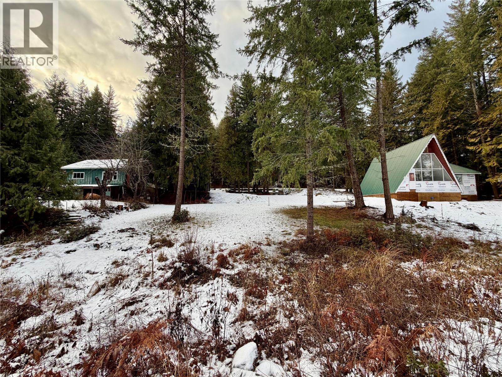 9884 Mara West Road, Sicamous, British Columbia  V0E 2V3 - Photo 7 - 10372881