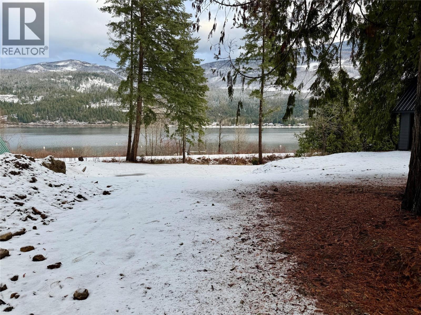 9884 Mara West Road, Sicamous, British Columbia  V0E 2V3 - Photo 16 - 10372881