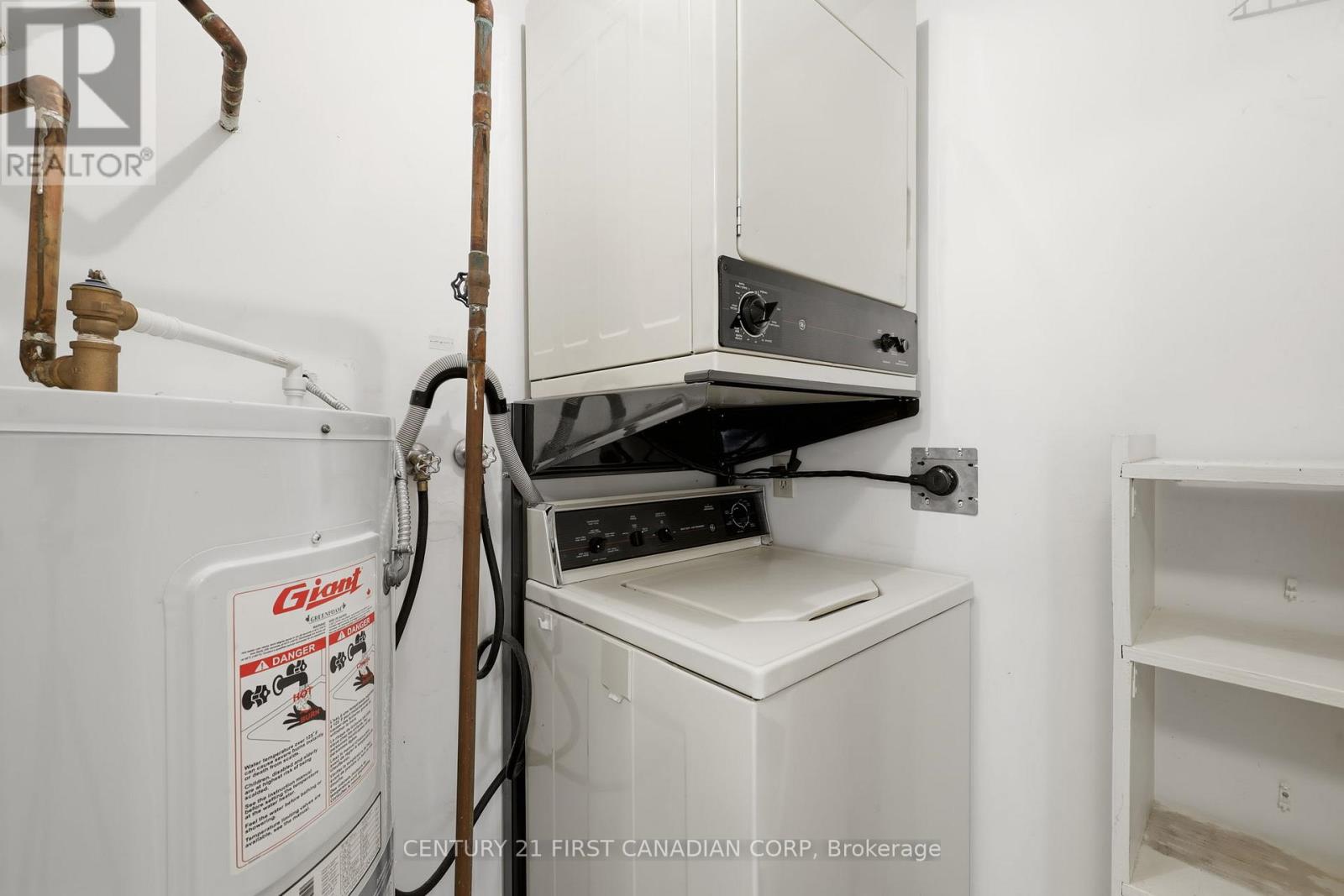 Photo 28 of 40 for 306 - 744 Wonderland Road S