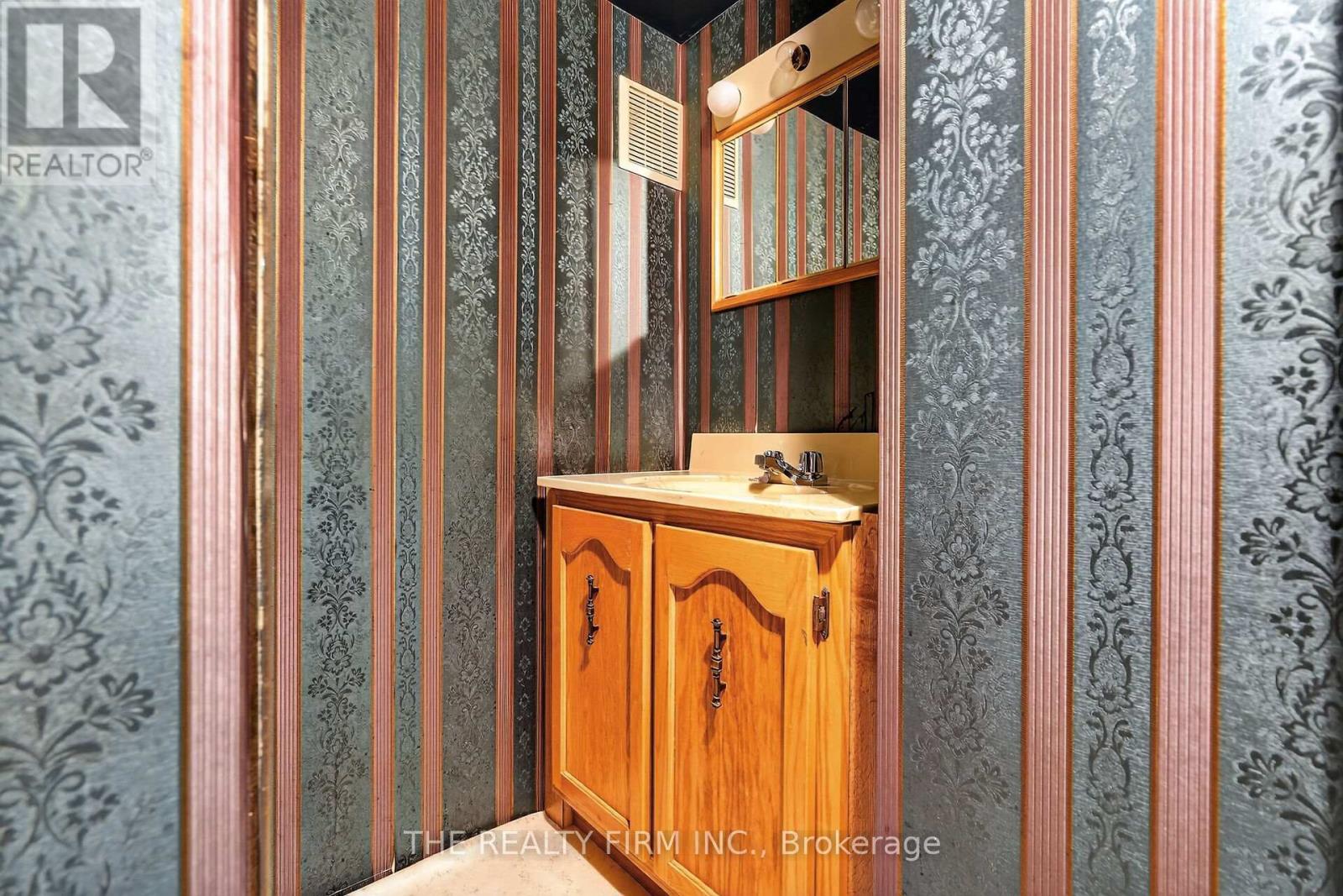 369 Everglade Crescent, London North, Ontario  N6H 4M8 - Photo 34 - X12911522