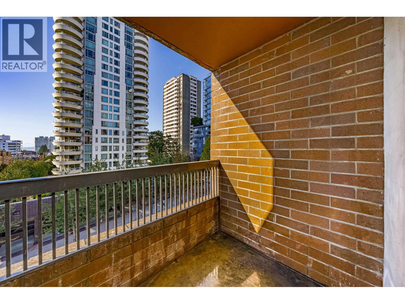 610 1330 Burrard Street, Vancouver, British Columbia  V6Z 2B8 - Photo 10 - R3063468