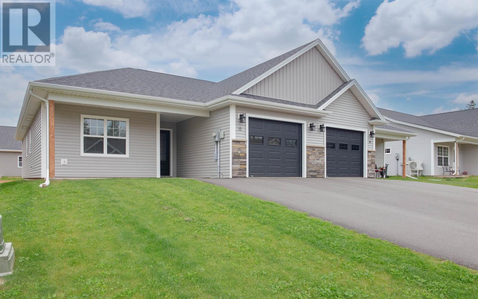 12 Essex Drive, Charlottetown, Prince Edward Island