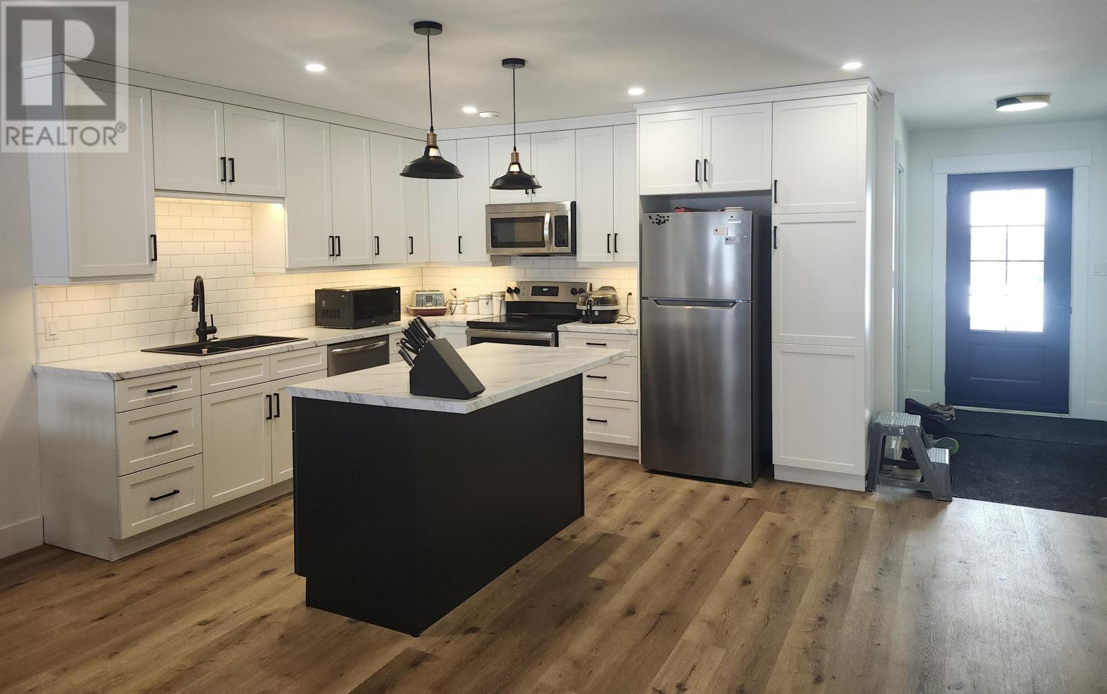 12 Essex Drive, Charlottetown, Prince Edward Island  C1E 3R1 - Photo 10 - 202605246