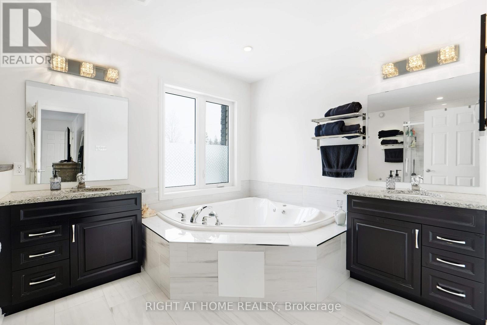 8833 Copeland Road, Ottawa, Ontario  K0A 1B0 - Photo 18 - X12911386