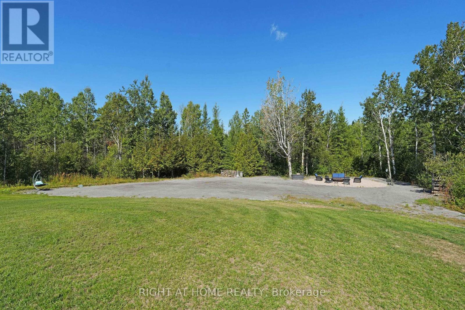 8833 Copeland Road, Ottawa, Ontario  K0A 1B0 - Photo 32 - X12911386