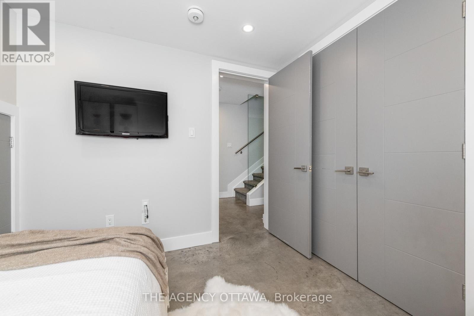 2 - 946 Colonel By Drive, Ottawa, Ontario  K1S 5C9 - Photo 27 - X12911530