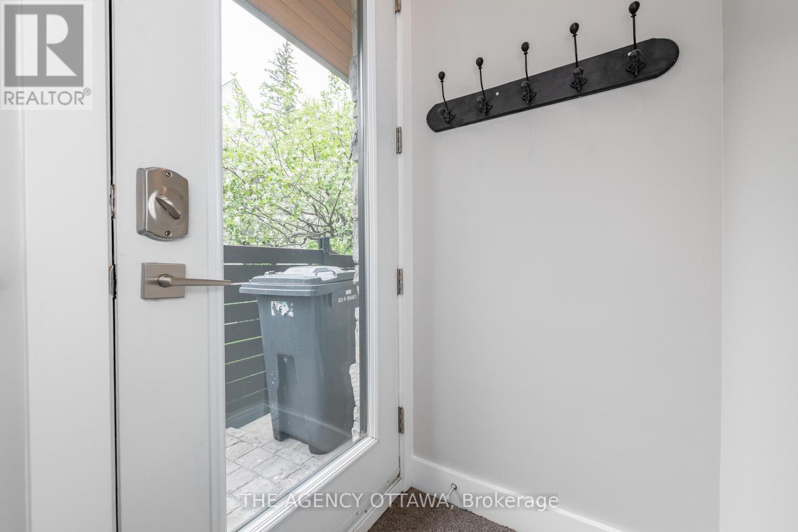 2 - 946 Colonel By Drive, Ottawa, Ontario  K1S 5C9 - Photo 5 - X12911530