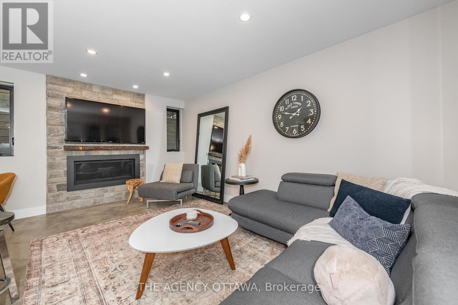 2 - 946 Colonel By Drive, Ottawa, Ontario  K1S 5C9 - Photo 9 - X12911530