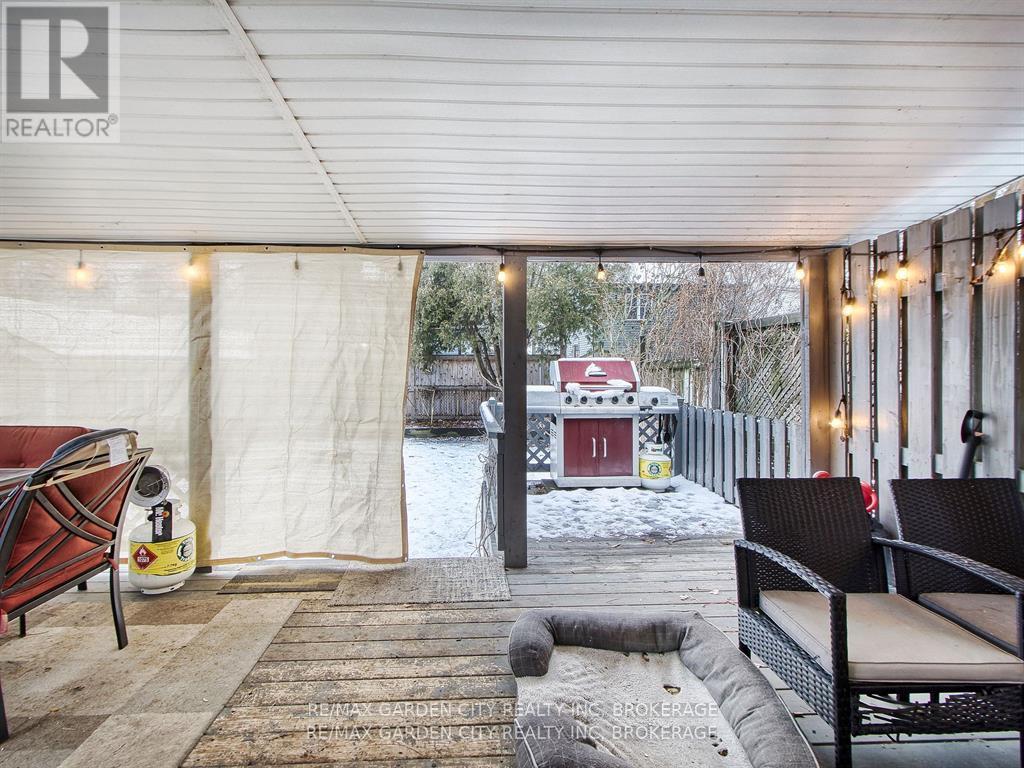 68 Carlton Street, St. Catharines, Ontario  L2R 1P8 - Photo 25 - X12911512