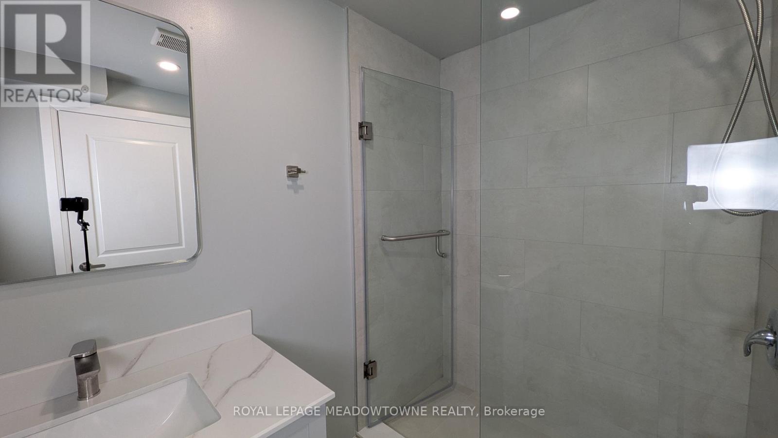 104 Lynedock Crescent, Toronto, Ontario  M3A 2B1 - Photo 17 - C12911162