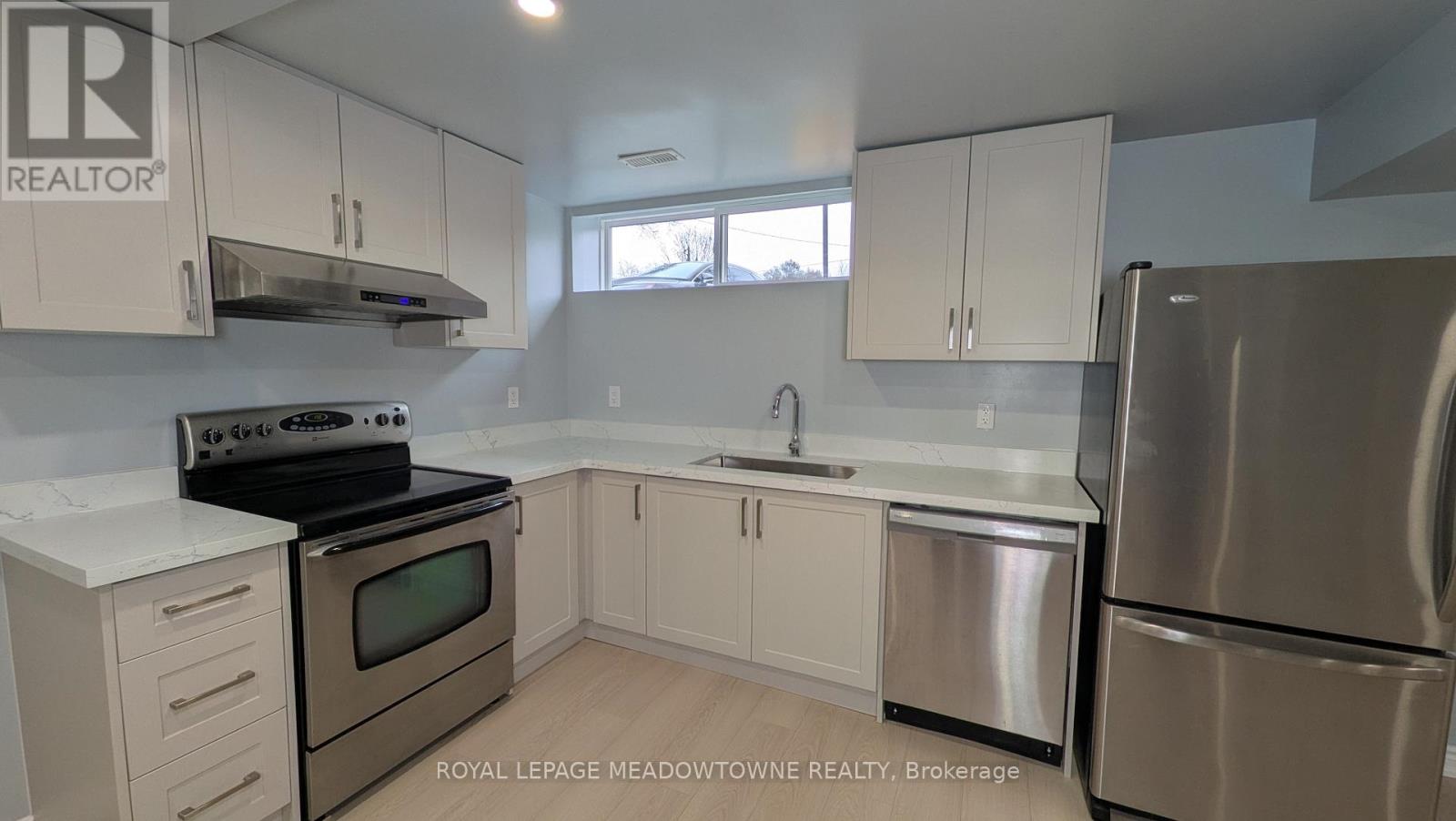 104 Lynedock Crescent, Toronto, Ontario  M3A 2B1 - Photo 7 - C12911162