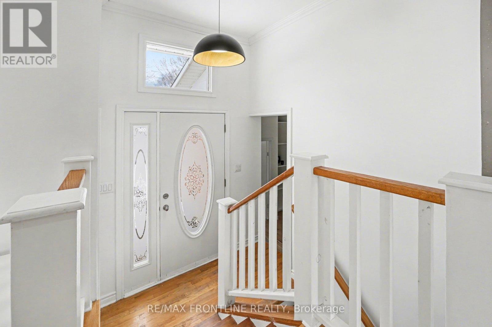 68 Drummond Street W, Perth, Ontario  K7H 2K4 - Photo 2 - X12911504