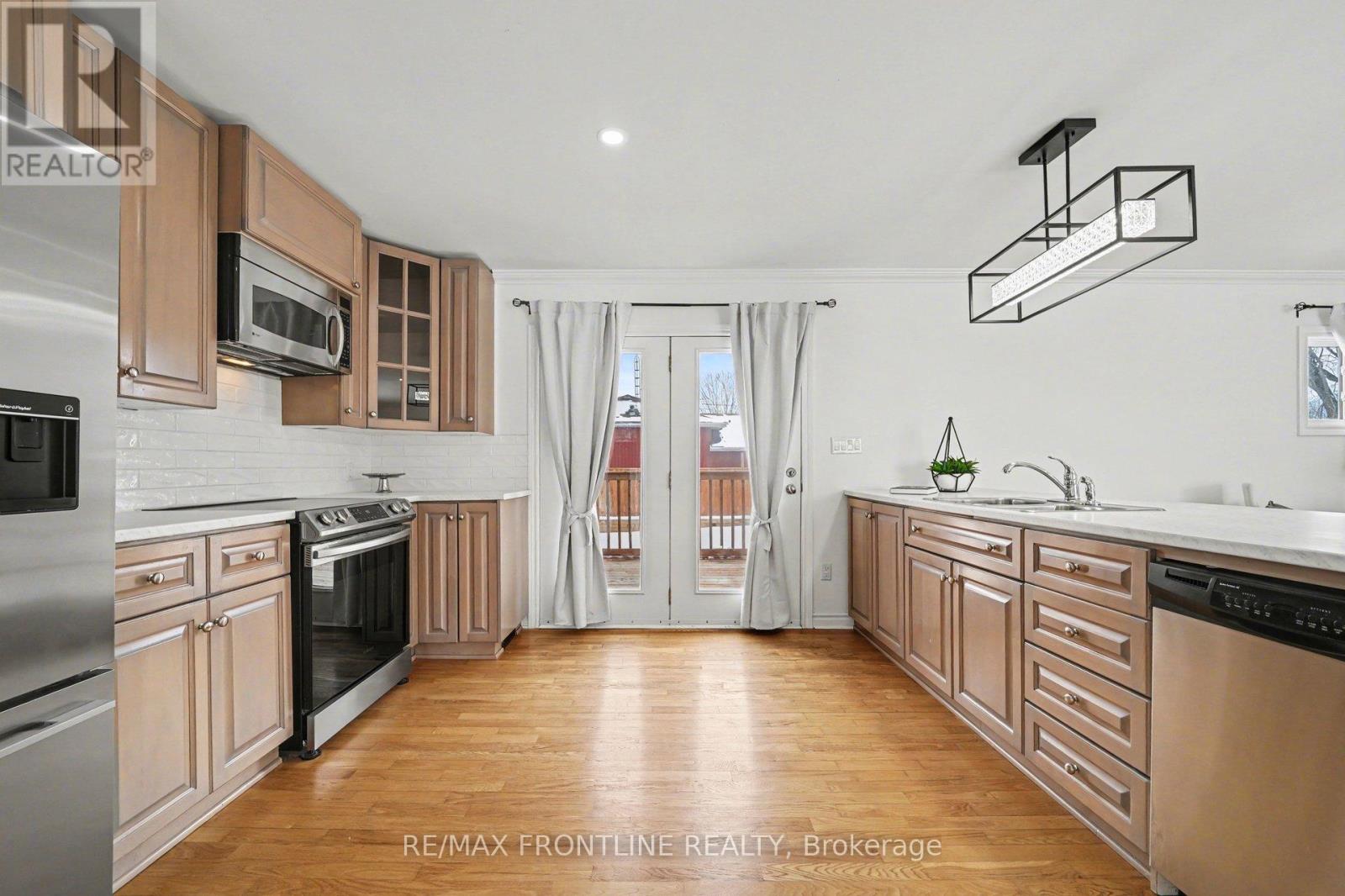 68 Drummond Street W, Perth, Ontario  K7H 2K4 - Photo 7 - X12911504