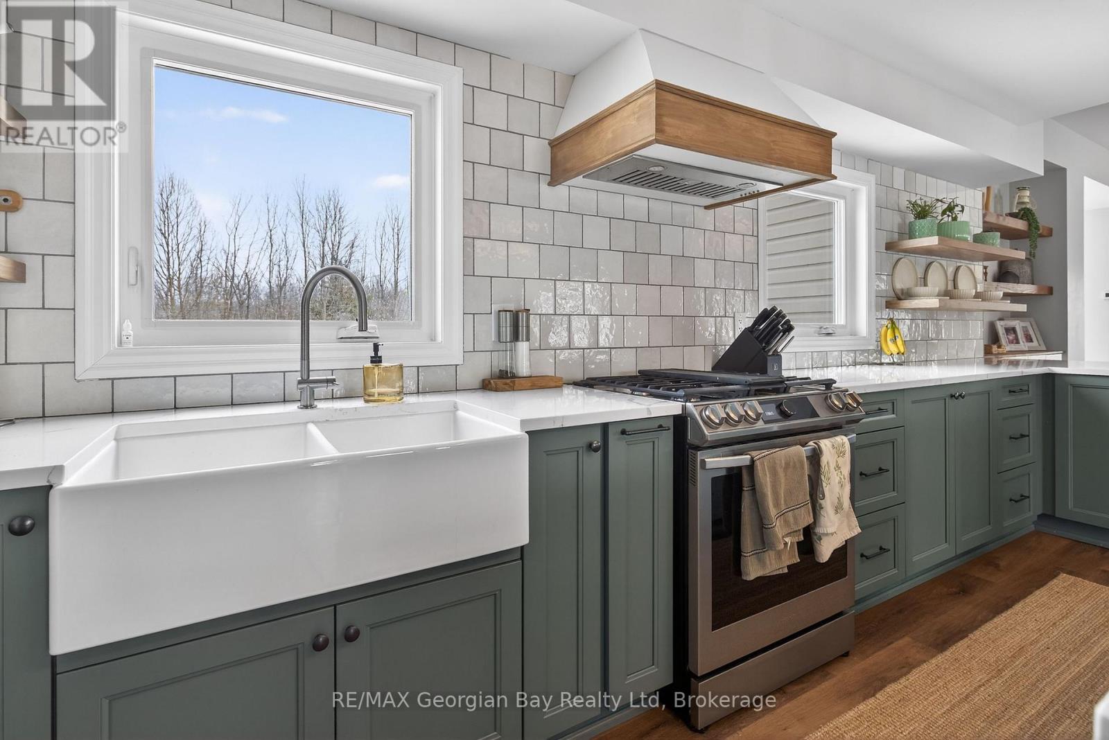 449 Park Street, Tay, Ontario  L0K 2A0 - Photo 12 - S12911466