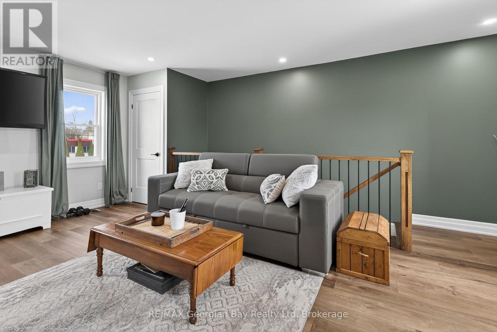 449 Park Street, Tay, Ontario  L0K 2A0 - Photo 16 - S12911466