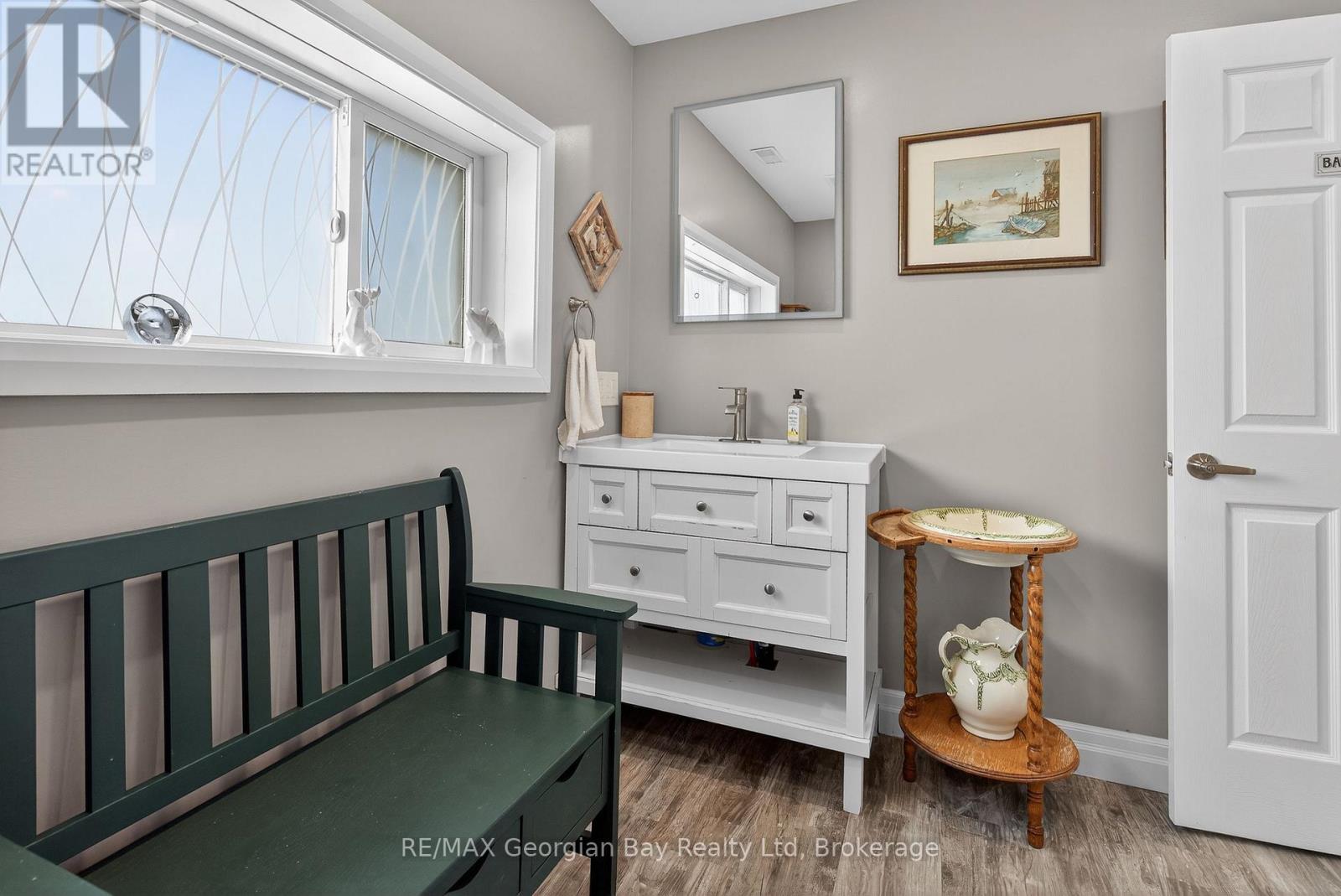 449 Park Street, Tay, Ontario  L0K 2A0 - Photo 34 - S12911466