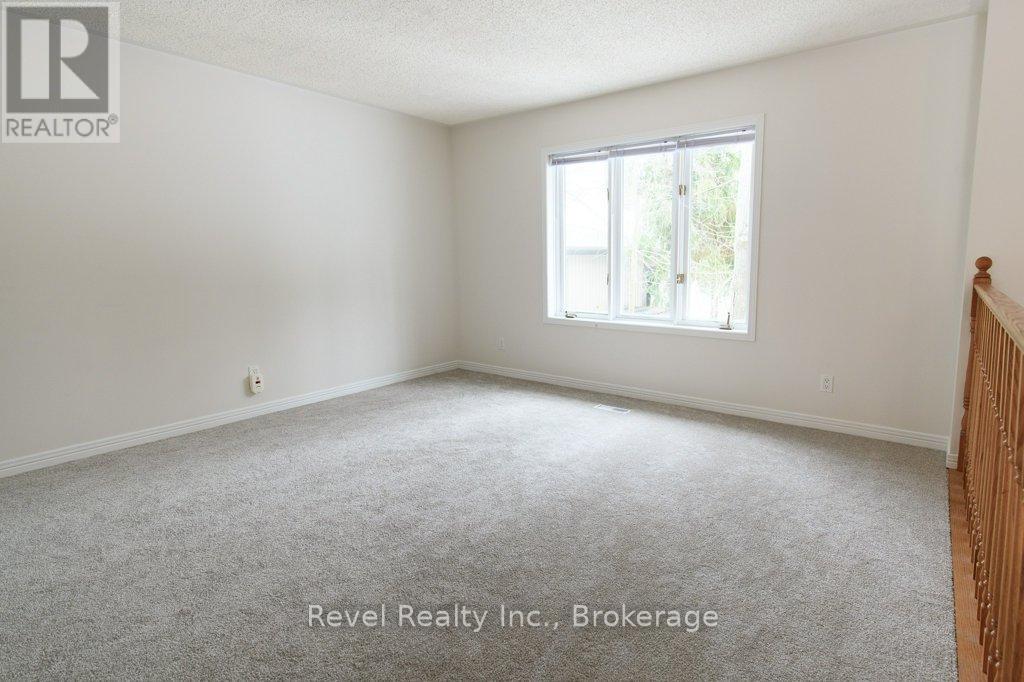 64 32nd Street N, Wasaga Beach, Ontario  L9Z 2C4 - Photo 7 - S12911616