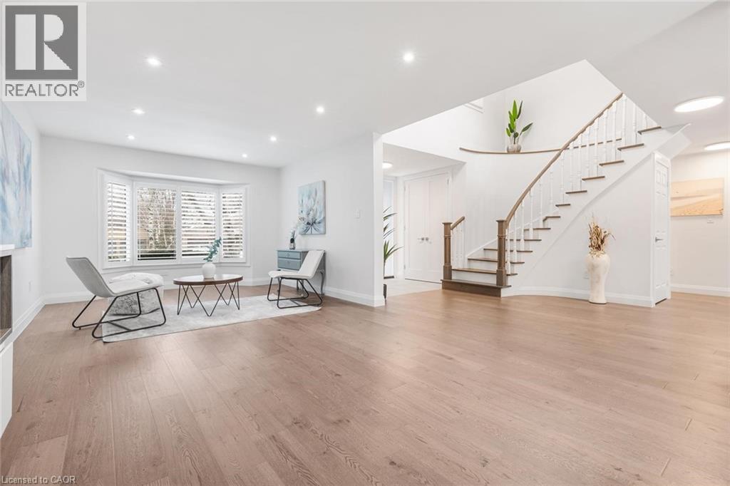 1324 Birchcliff Drive, Oakville, Ontario  L6M 2A4 - Photo 8 - 40814379