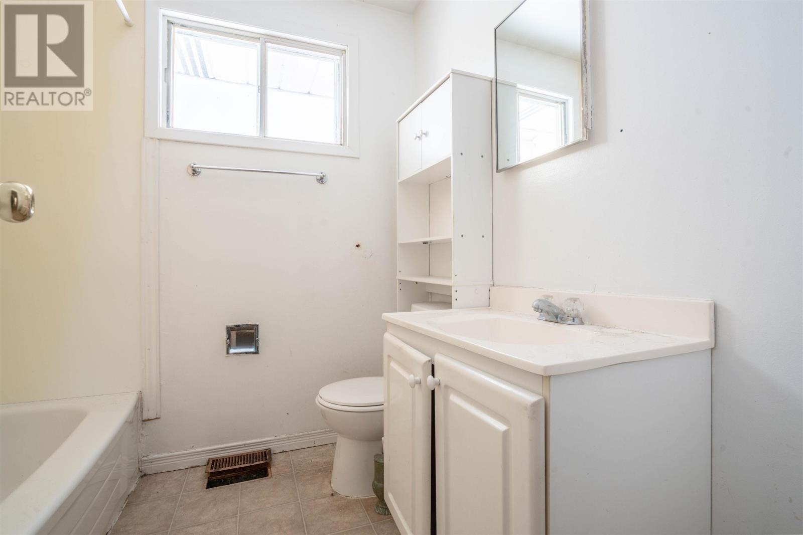 10 Copernicus Dr, Sault Ste. Marie, Ontario  P6A 6H2 - Photo 11 - SM260518