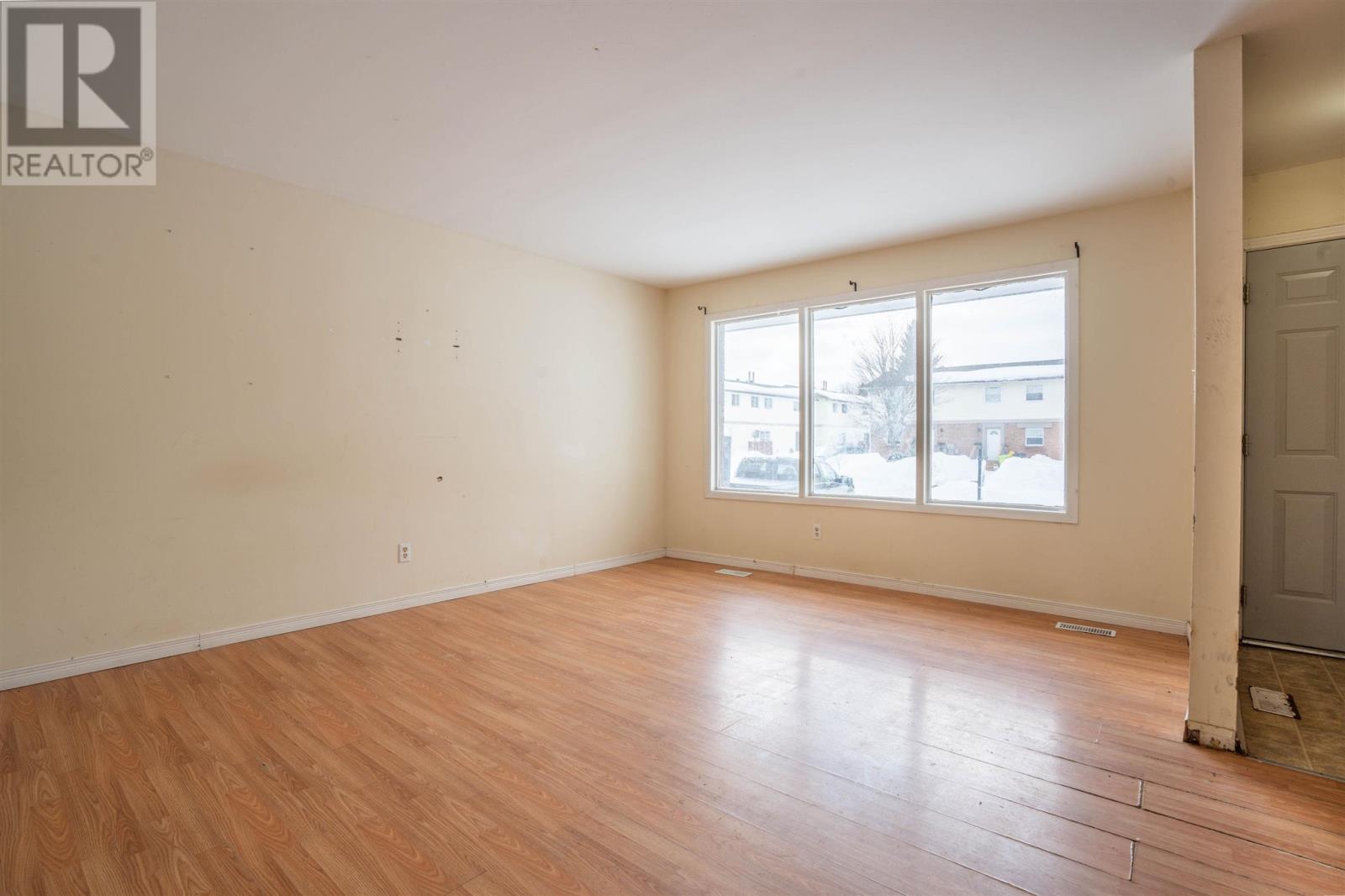 10 Copernicus Dr, Sault Ste. Marie, Ontario  P6A 6H2 - Photo 6 - SM260518