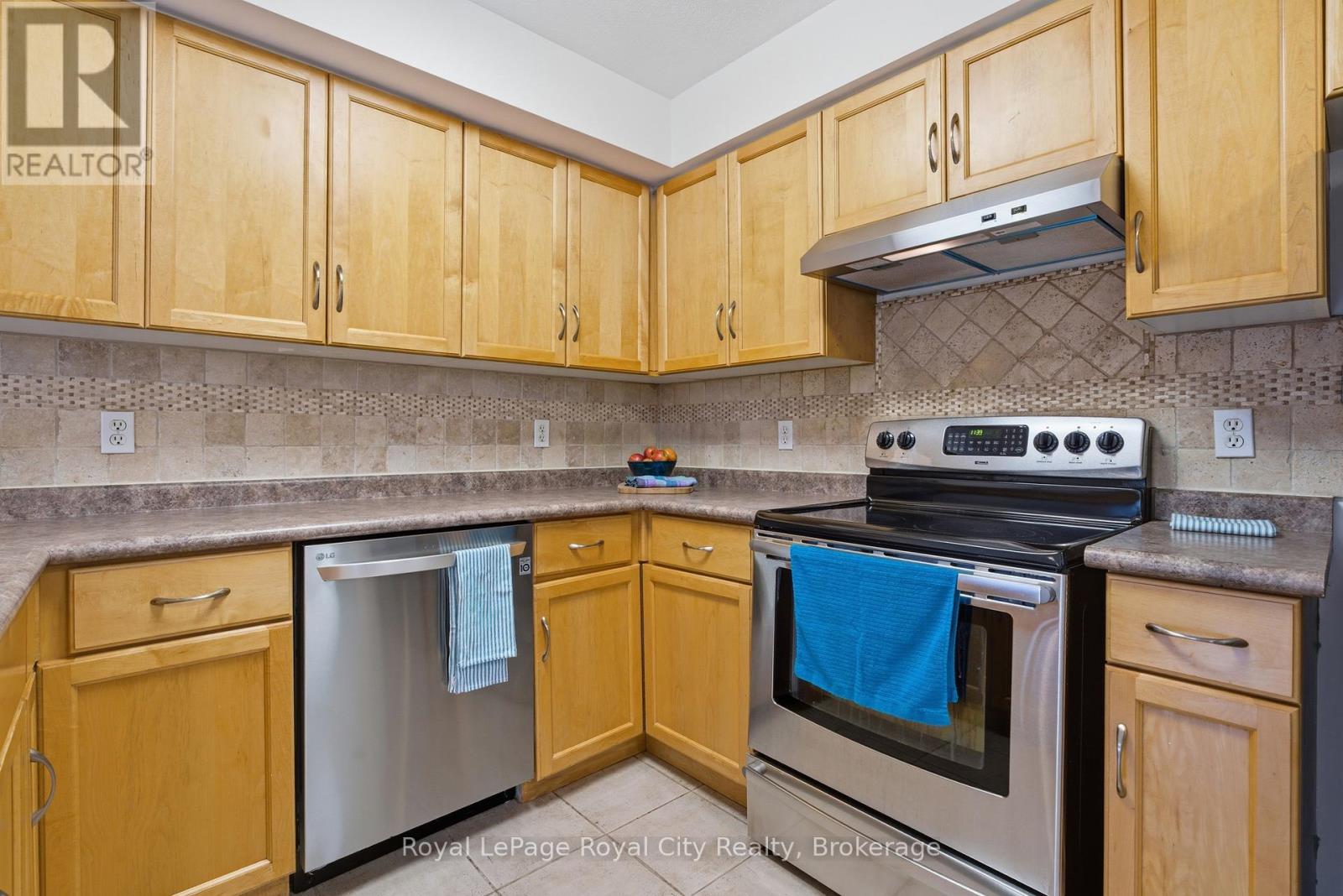 84 Swift Crescent, Guelph, Ontario  N1E 7J1 - Photo 12 - X12911378