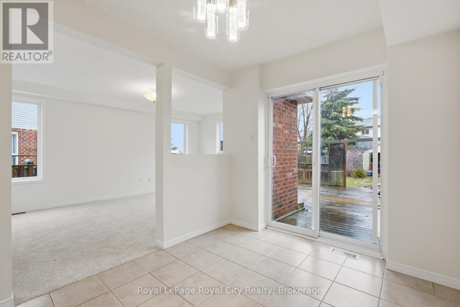 84 Swift Crescent, Guelph, Ontario  N1E 7J1 - Photo 19 - X12911378