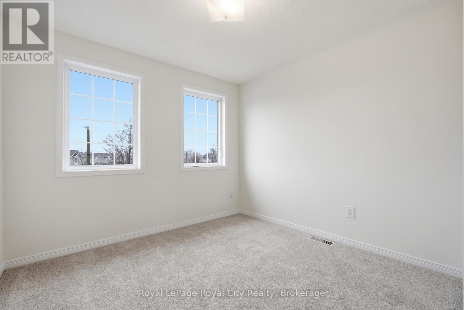 84 Swift Crescent, Guelph, Ontario  N1E 7J1 - Photo 30 - X12911378