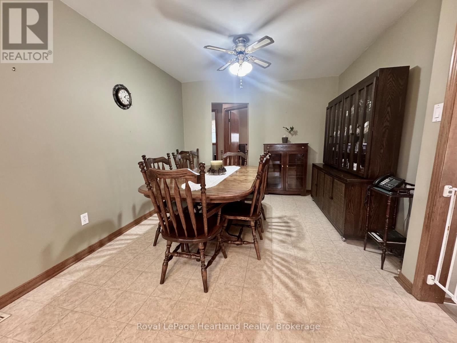 36 Mcdonald Street, Stratford, Ontario  N5A 4W5 - Photo 11 - X12911428