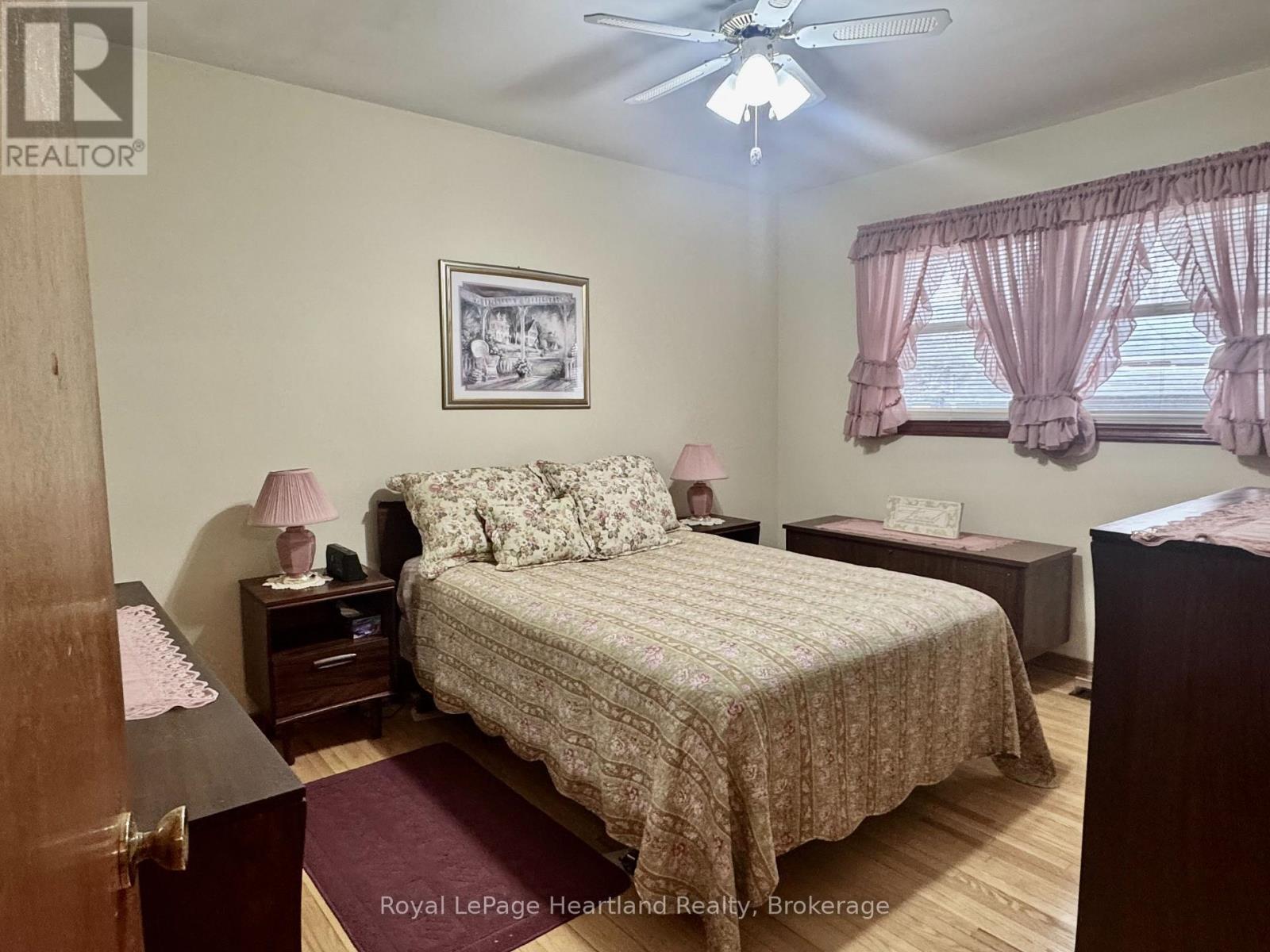 36 Mcdonald Street, Stratford, Ontario  N5A 4W5 - Photo 16 - X12911428