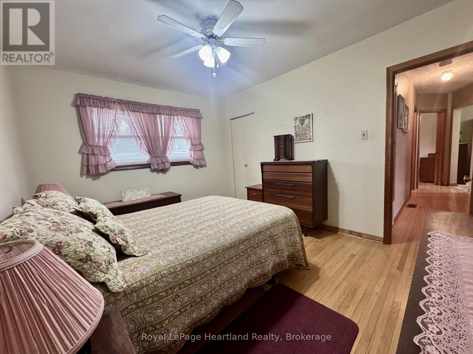 36 Mcdonald Street, Stratford, Ontario  N5A 4W5 - Photo 17 - X12911428