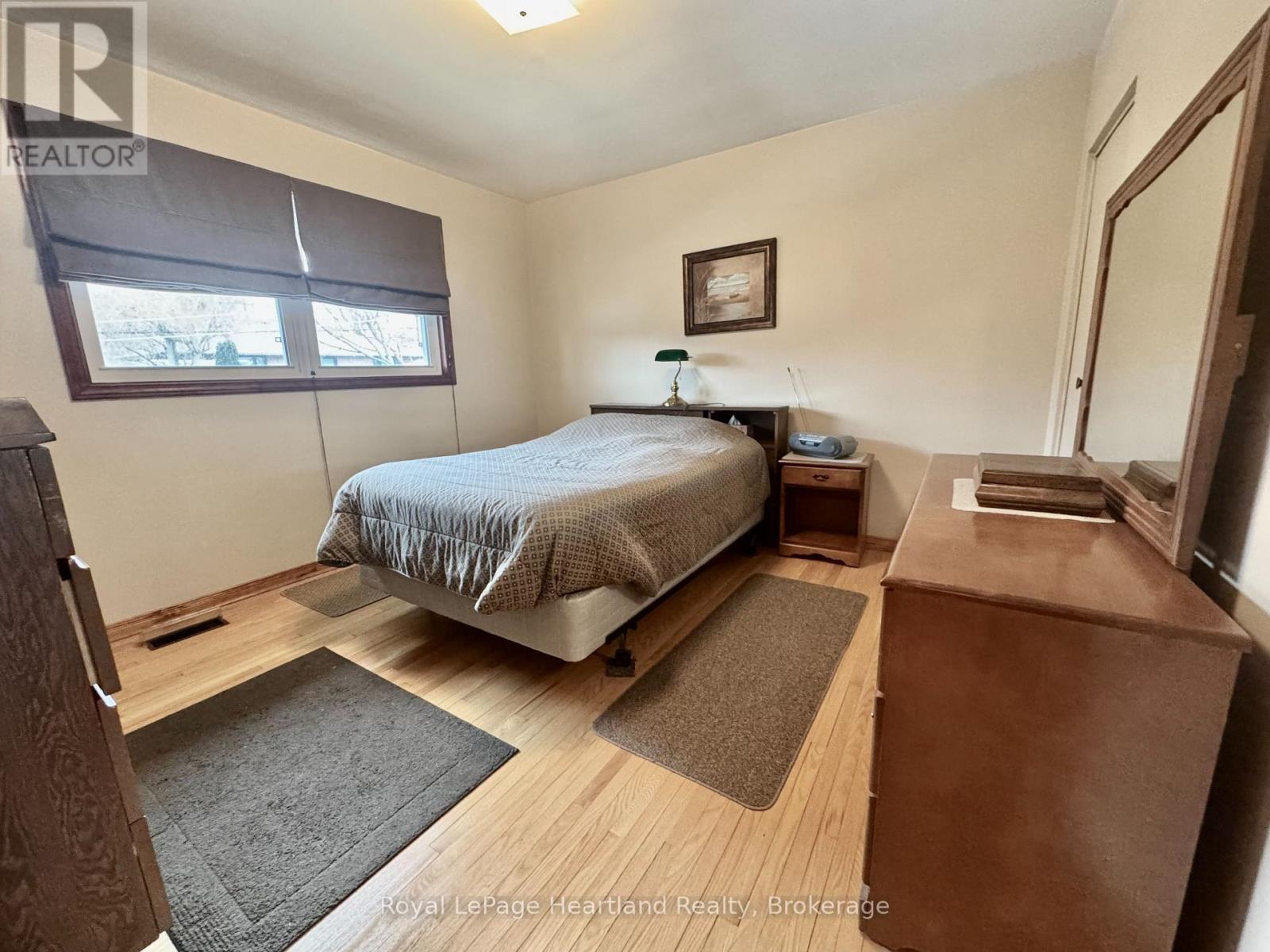 36 Mcdonald Street, Stratford, Ontario  N5A 4W5 - Photo 19 - X12911428