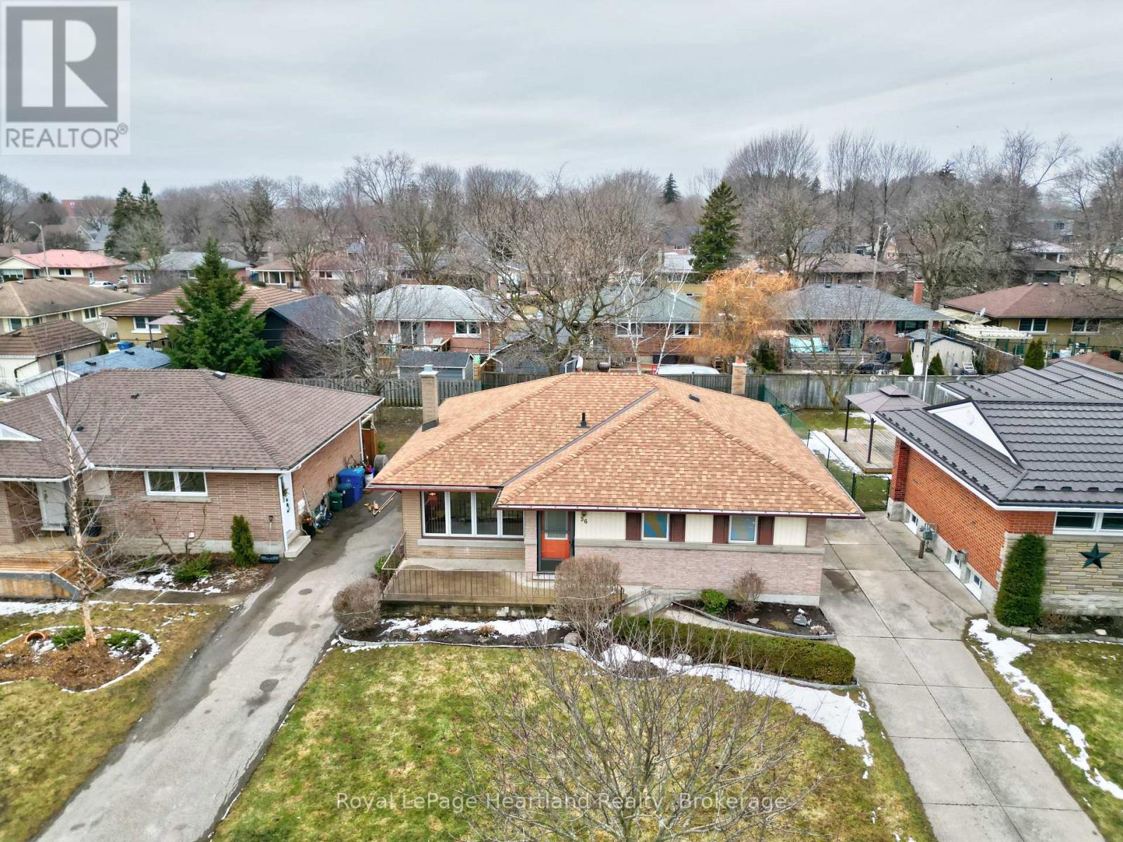 36 Mcdonald Street, Stratford, Ontario  N5A 4W5 - Photo 3 - X12911428