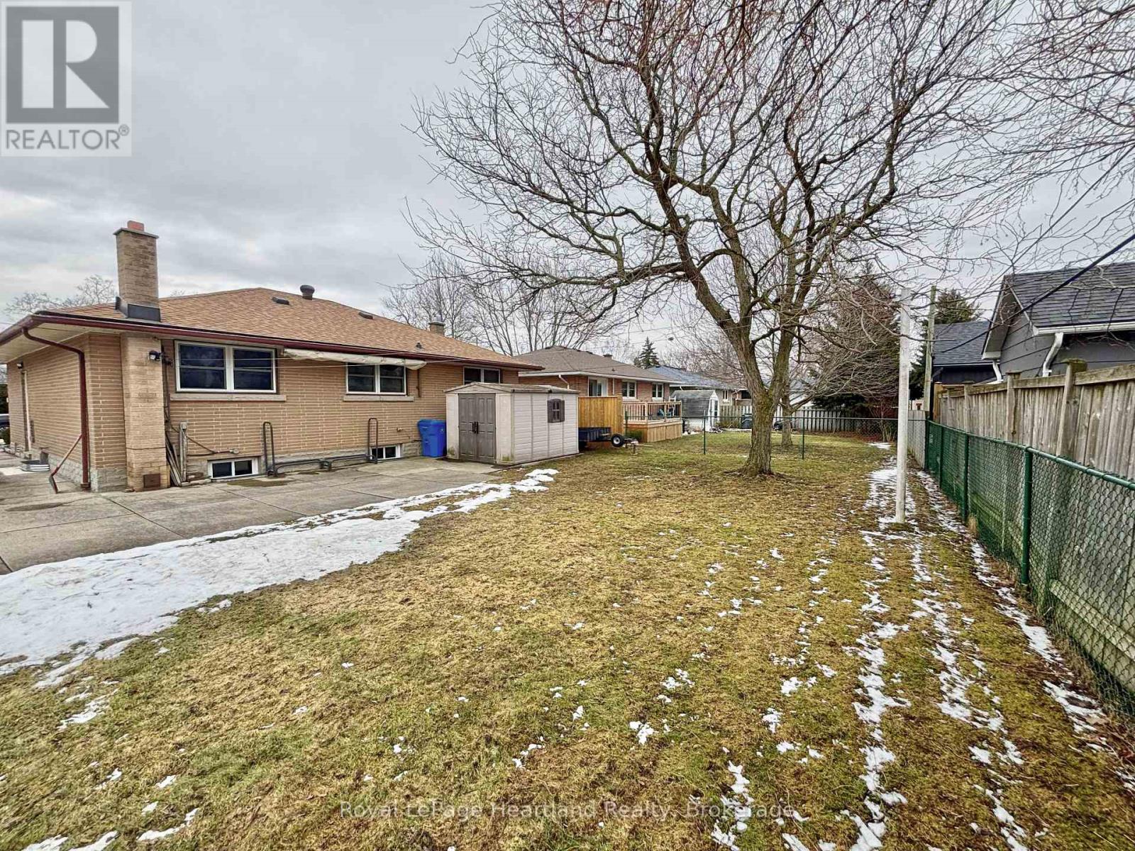 36 Mcdonald Street, Stratford, Ontario  N5A 4W5 - Photo 34 - X12911428