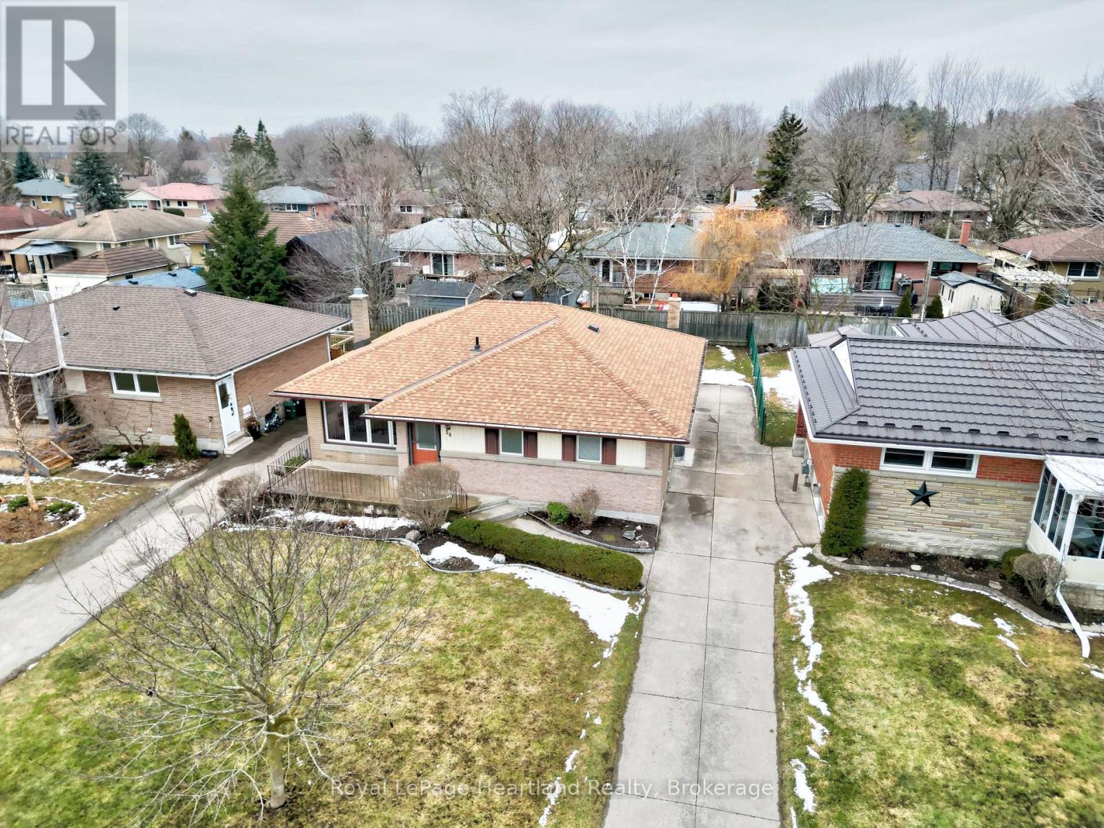 36 Mcdonald Street, Stratford, Ontario  N5A 4W5 - Photo 37 - X12911428