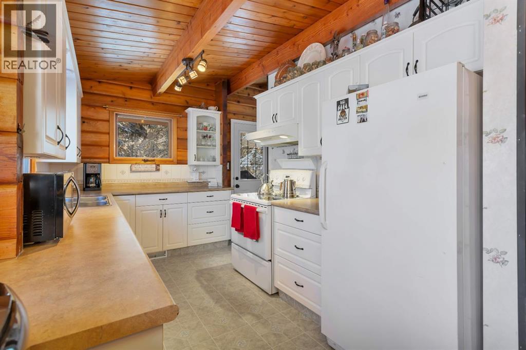 35 Ferrier Drive, Rural Clearwater County, Alberta  T4T 2A4 - Photo 3 - A2293431