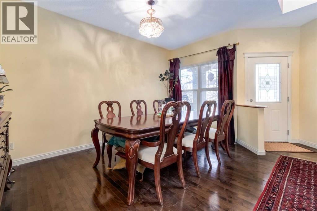 259 Royal Oak Circle NW, Calgary, Alberta  T3G 6A4 - Photo 2 - A2289479