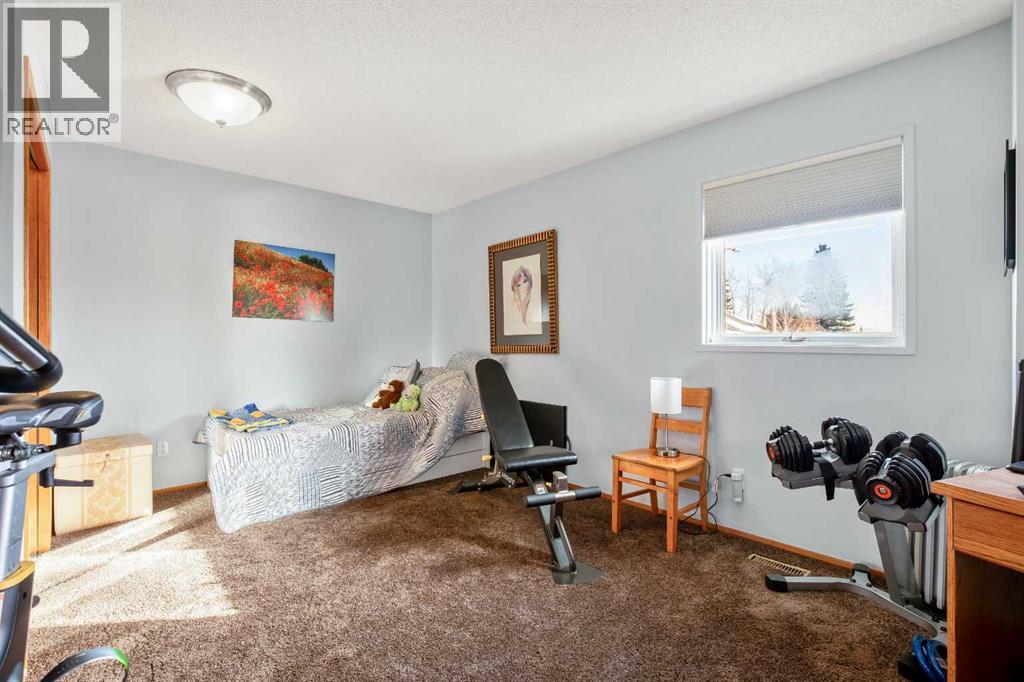 135 Canter Place Sw, Calgary, Alberta  T2W 5M9 - Photo 17 - A2292964