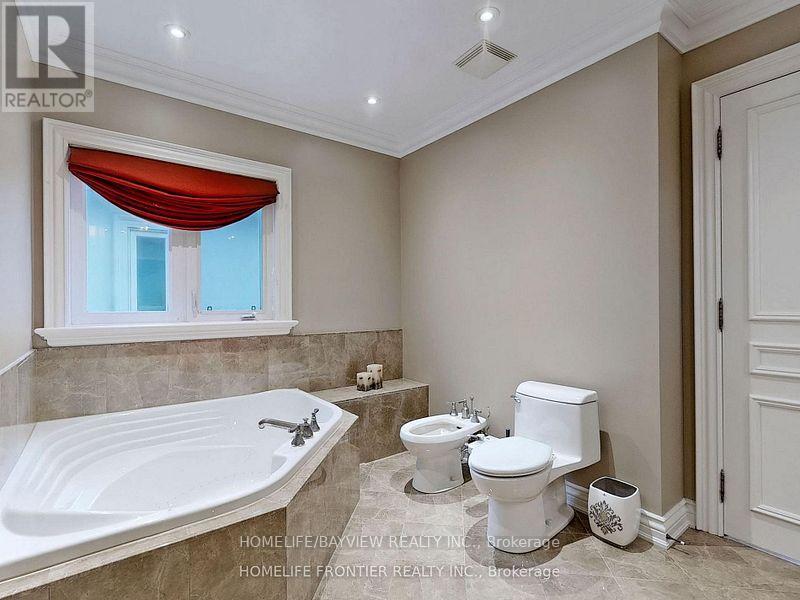 291 Byng Avenue, Toronto (Willowdale East), Ontario  M2N 4L4 - Photo 14 - C12906506