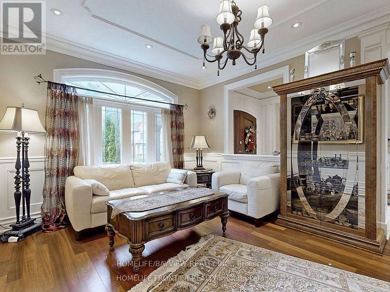 291 Byng Avenue, Toronto (Willowdale East), Ontario  M2N 4L4 - Photo 4 - C12906506